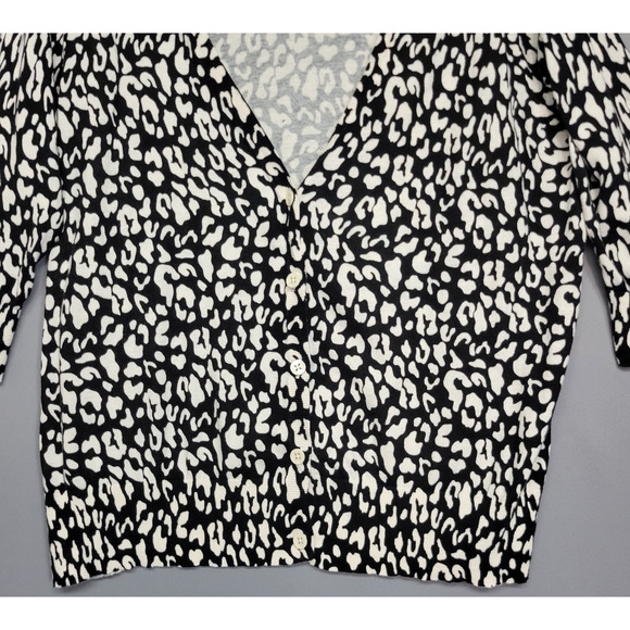 Lane Bryant Cardigan Sweater Womens 22/24 Leopard Print Lightweight 3/4 Sleeves - Picture 5 of 12